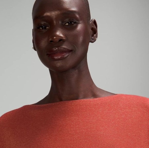 Lulu sparkle rust colored lounge top size 0 - Picture 4 of 10